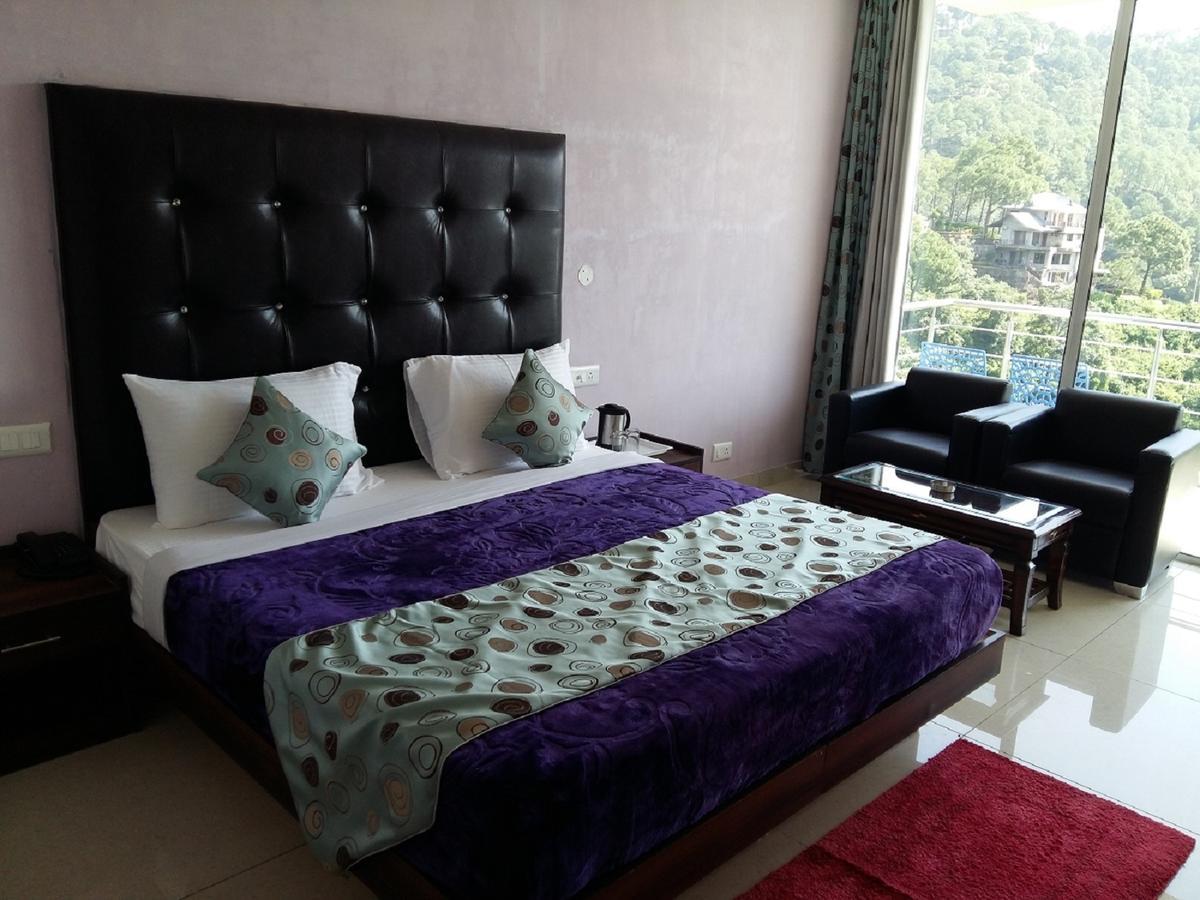 Kasauli Continental Resort Habitación foto